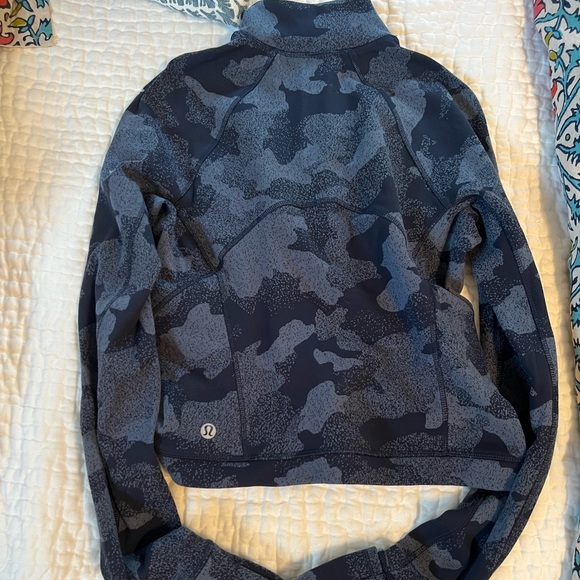 Lululemon It’s Rulu Run Cropped Half Zip Blue Camo Size 4 - Picture 3 of 4